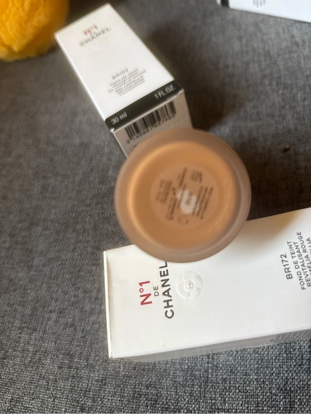 CHANEL toundation new